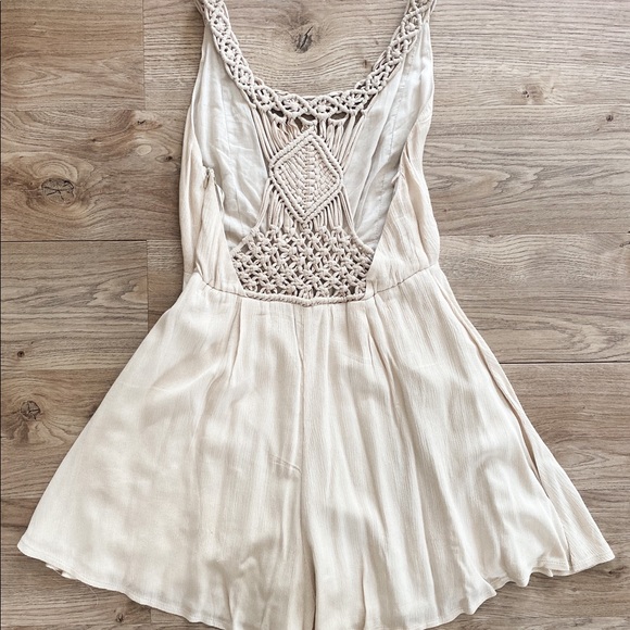 Cream Romper - Picture 2 of 2